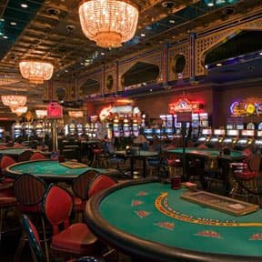 ygn999 ဂိမ်းလော်ဘီ — Slots နှင့် Live Casino မျက်နှာပြင် ကျယ်ပြန့်သောမြင်ကွင်း